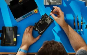 تعویض باتری آیفون 17 چقدر تمام می‌شود؟ اعلام قیمت رسمی از سوی اپل