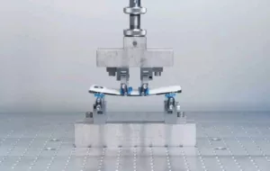 اپل نگرانی‌ها را خاموش کرد؛ آیفون ایر از آزمون خمیدگی سربلند بیرون آمد