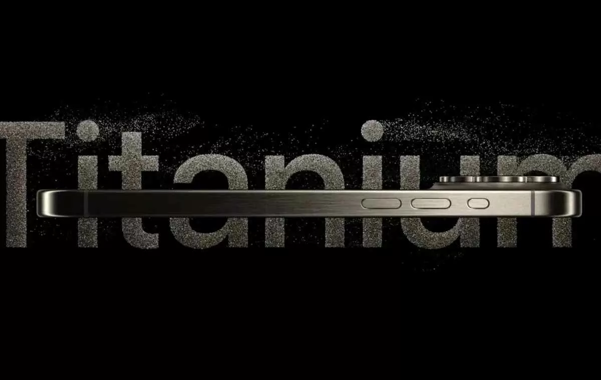 Titanium-iPhone-Pro_11zon