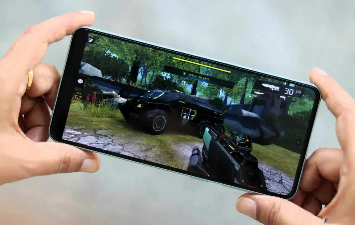 exynos-2600-beats-snapdragon-8-gen-5-in-performance-leaks_11zon