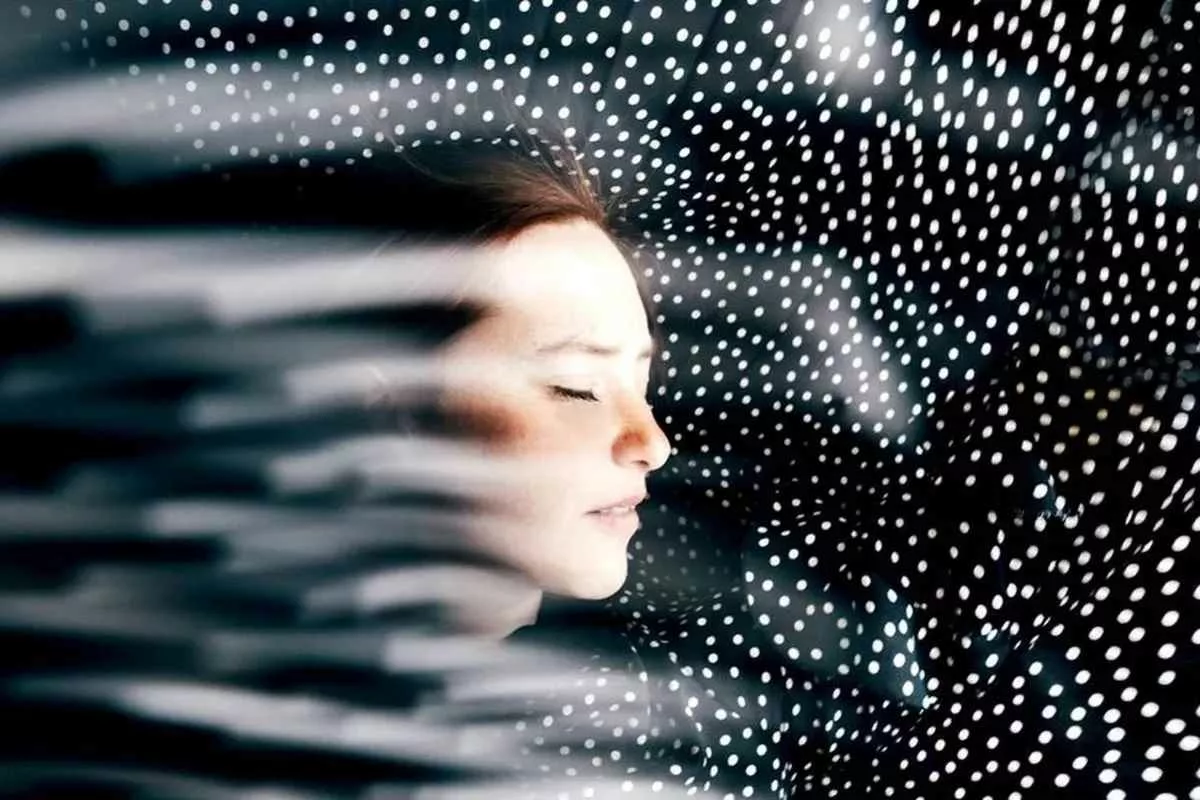 how-hormones-control-your-mind_11zon