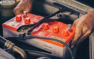 بهترین باتری ماشین در ایران 🚗💨 راهنمای کامل انتخاب و خرید باتری بادوام!