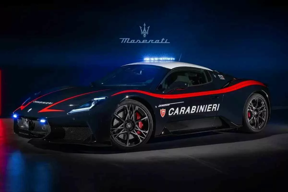 carabinieri maserati mcpura police car 11zon