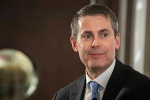 راز بزرگ مدیرعامل غول دارویی دنیا فاش شد: هوش مصنوعی‌ای که آینده درمان بشر را بازنویسی می‌کند!