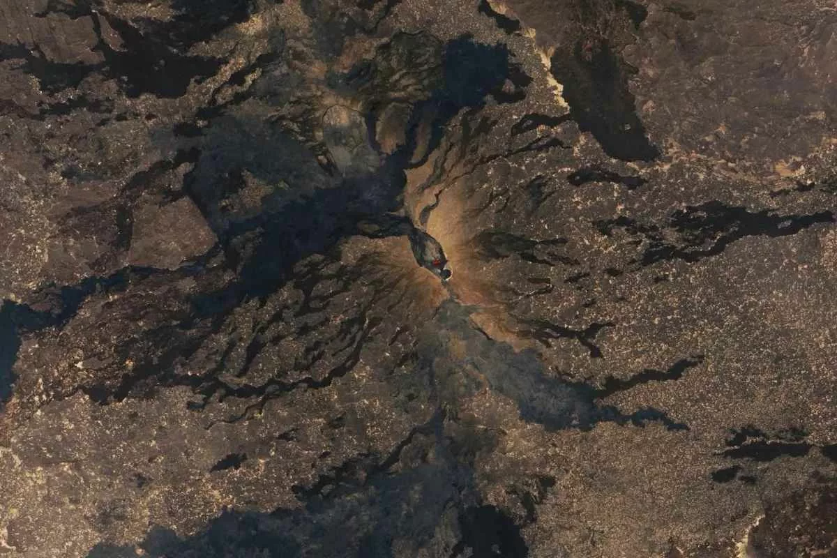 ethiopia-hayli-gubbi-volcano-erupts_11zon