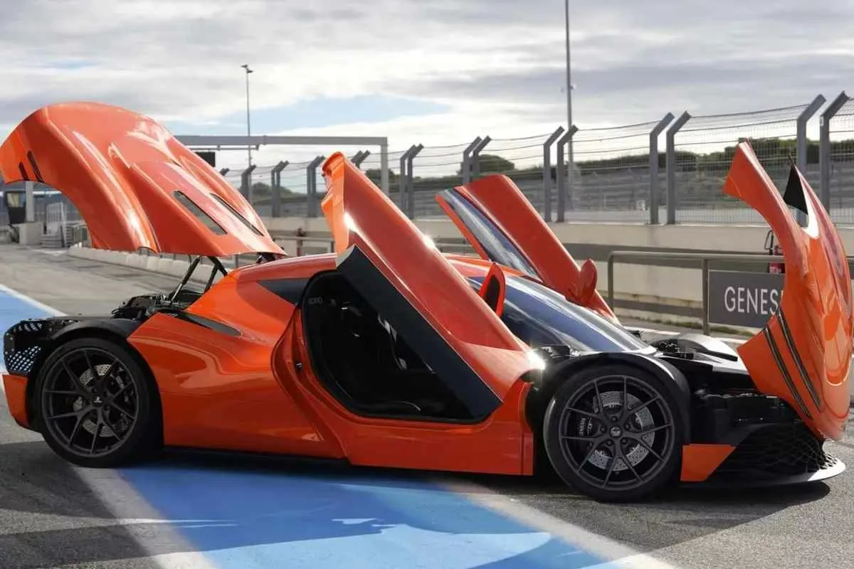 genesis-magma-gt-concept-halo-car_11zon