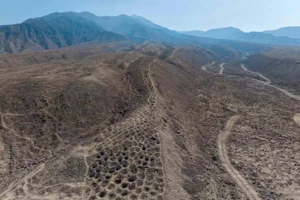 inca-giant-spreadsheet-peru_11zon