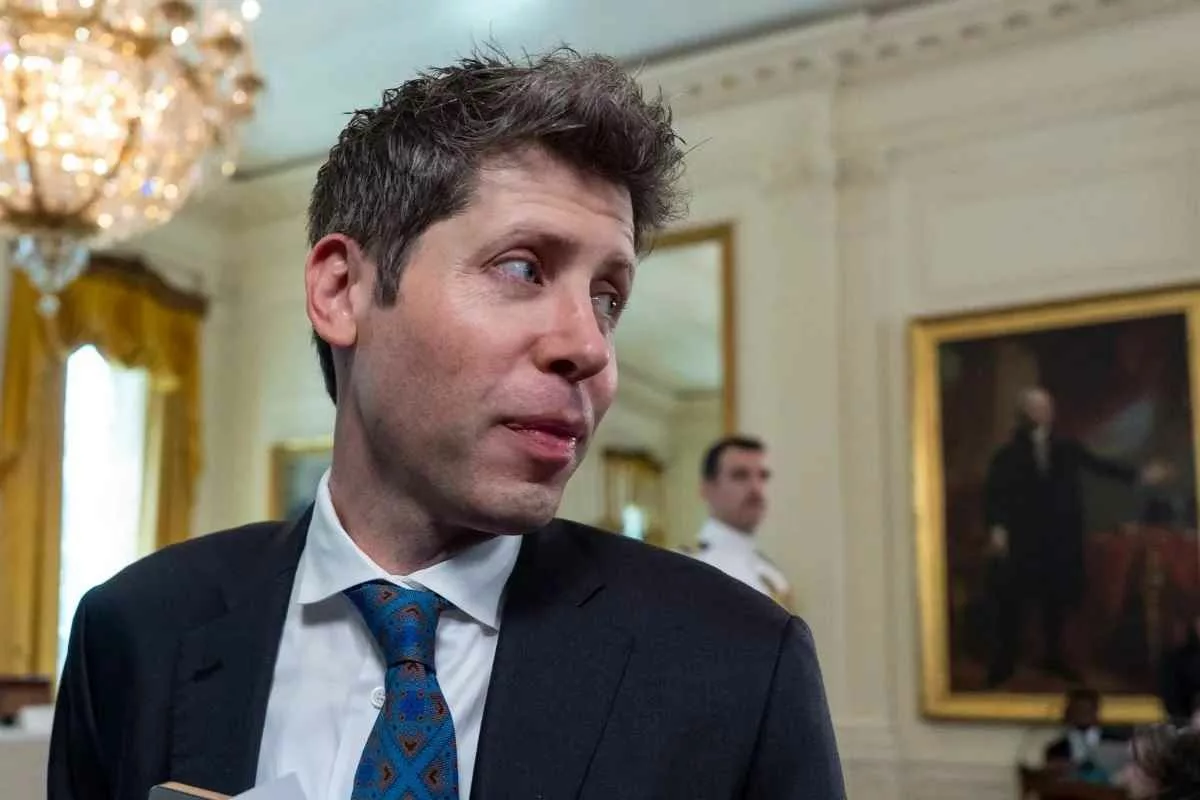openai-ceo-sam-altman-2035-window-new-jobs_11zon