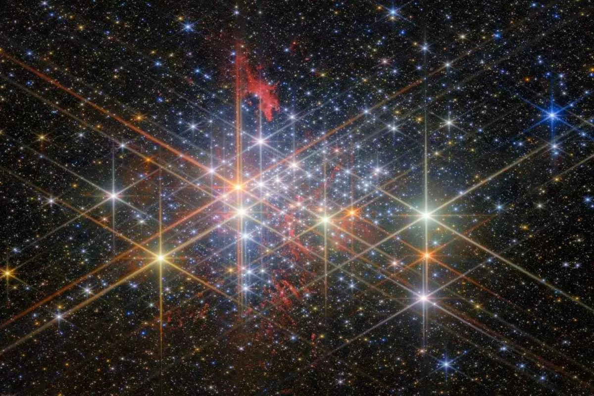 universe-slowly-fading-away_11zon