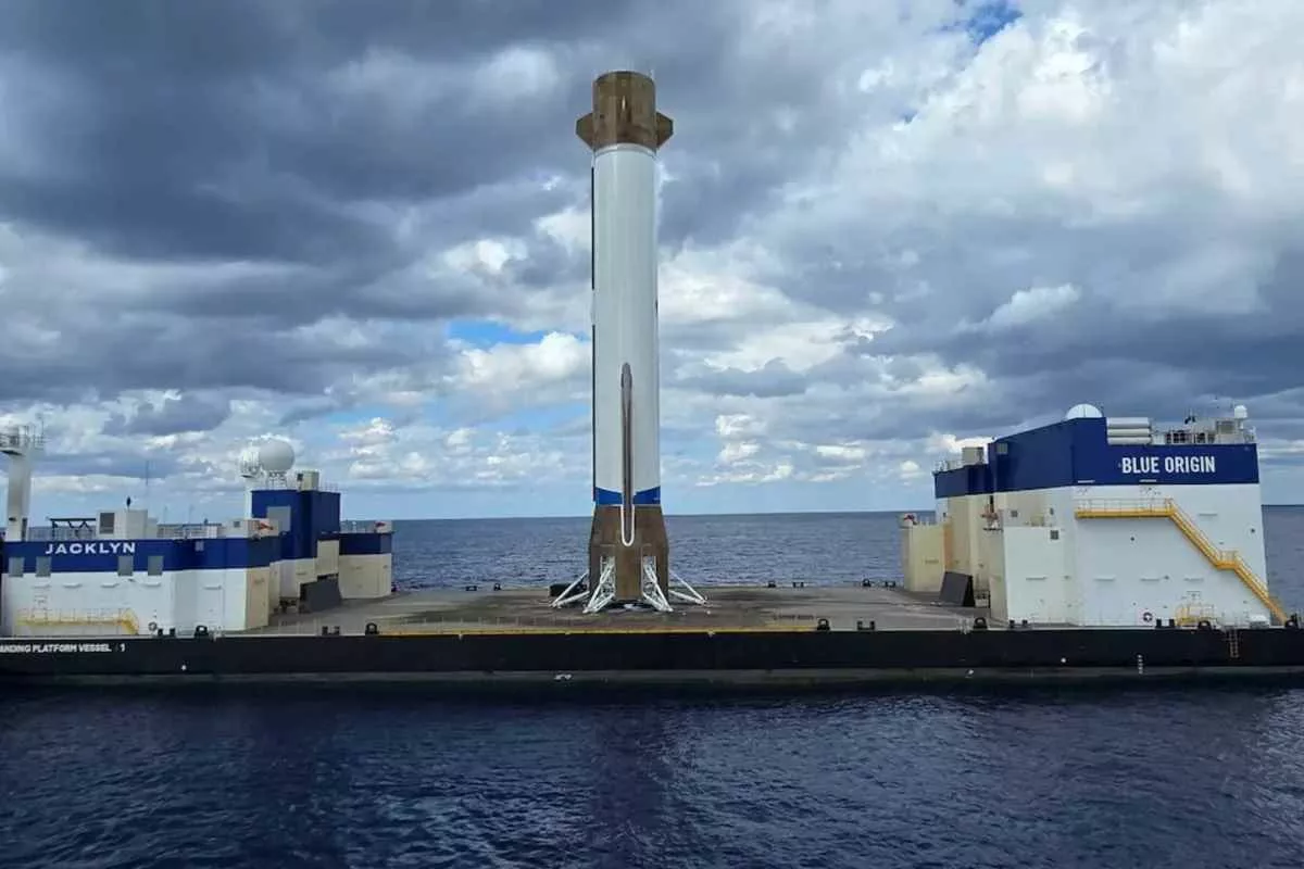 why-landed-new-glenn-booster-clean_11zon