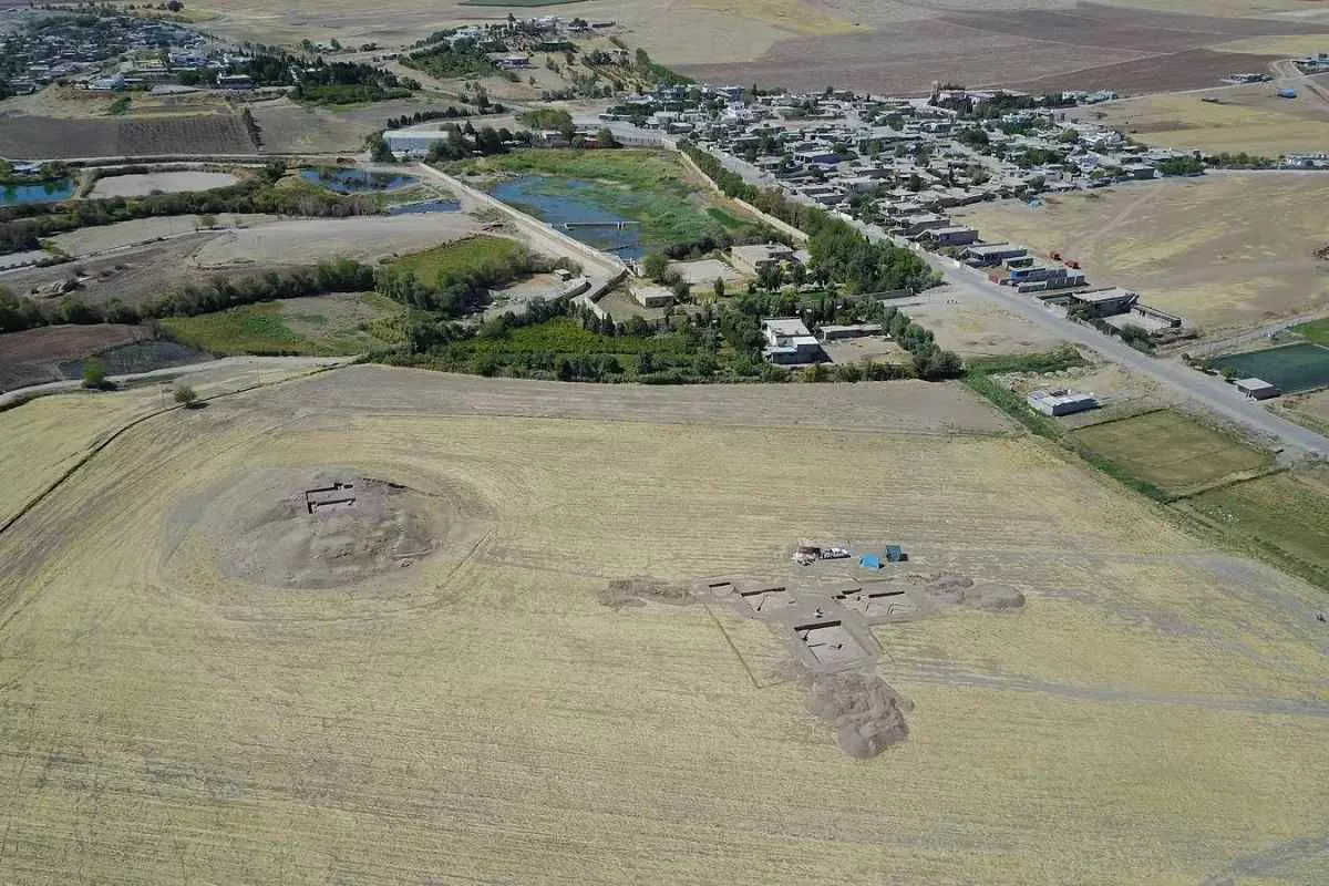 church-zoroastrianism-worship_11zon