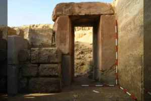 راز هزارساله فراعنه فاش شد؛ ورودی گمشده معبد ایزد خورشید در مصر کشف شد