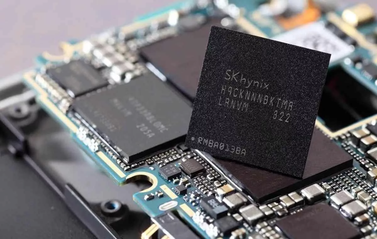 rising-memory-prices-threaten-16gb-ram-phones_11zon