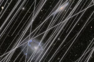 آلودگی نوری به مدار زمین رسید؛ ماهواره‌ها دشمن جدید تلسکوپ‌های فضایی