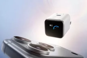 شارژ هوشمند انکر: با نمایشگر تعاملی، وضعیت شارژ را همیشه زیر نظر داشته باشید