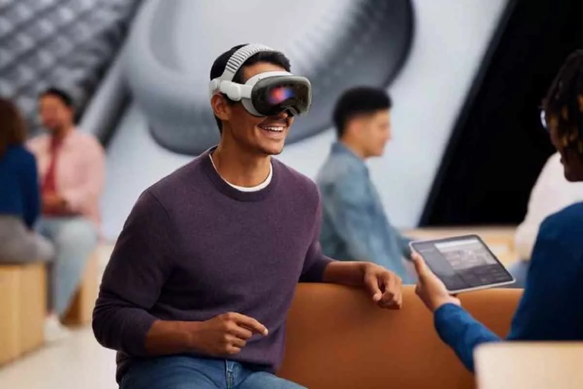 apple-vision-pro-market-failure-production-halt-report_11zon