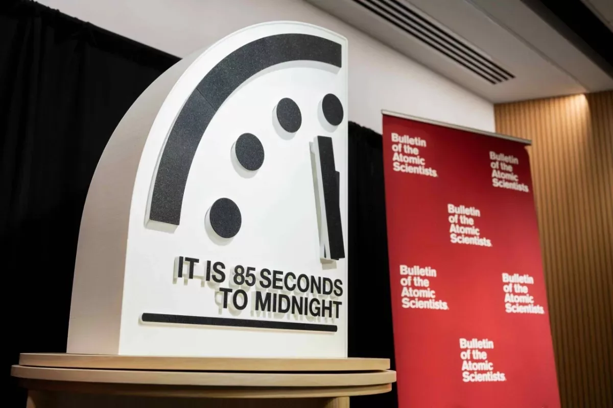 doomsday-clock-ticks-closer-to-midnight