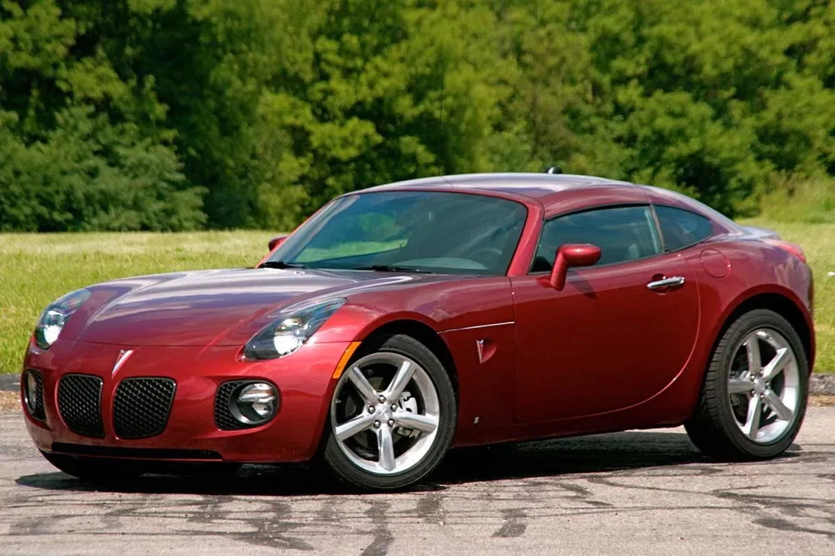 pontiac-solstice-history