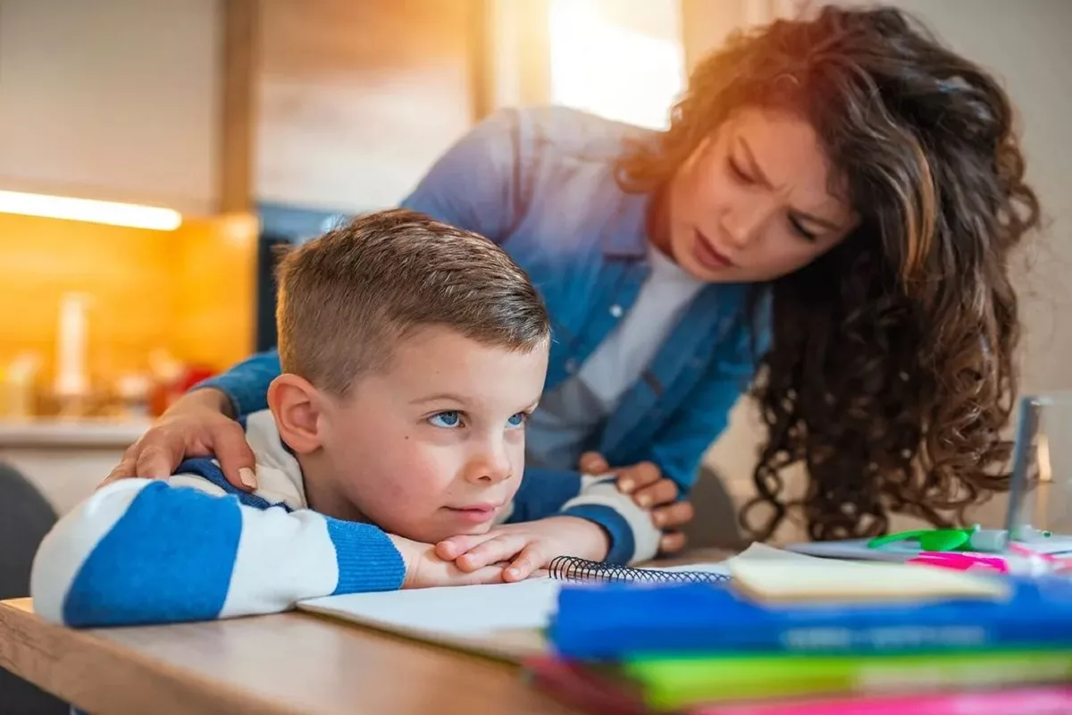 symptoms-of-anxiety-in-children-and-ways-to-deal-with-it