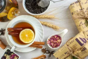 بهترین دمنوش برای زخم معده: راهنمای جامع درمان گیاهی و طبیعی