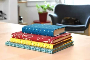 بهترین روش‌های جلد کردن کتاب و دفتر: راهنمای جامع و خلاقانه