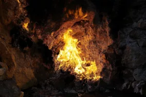 آیا انسان راست‌قامت نزدیک به دو میلیون سال پیش با آتش آشنا شده بود؟
